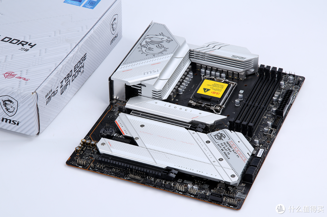 电脑diy 篇191:装机佬七夕必备撩妹技能:攒一台高性能萌系主题定制