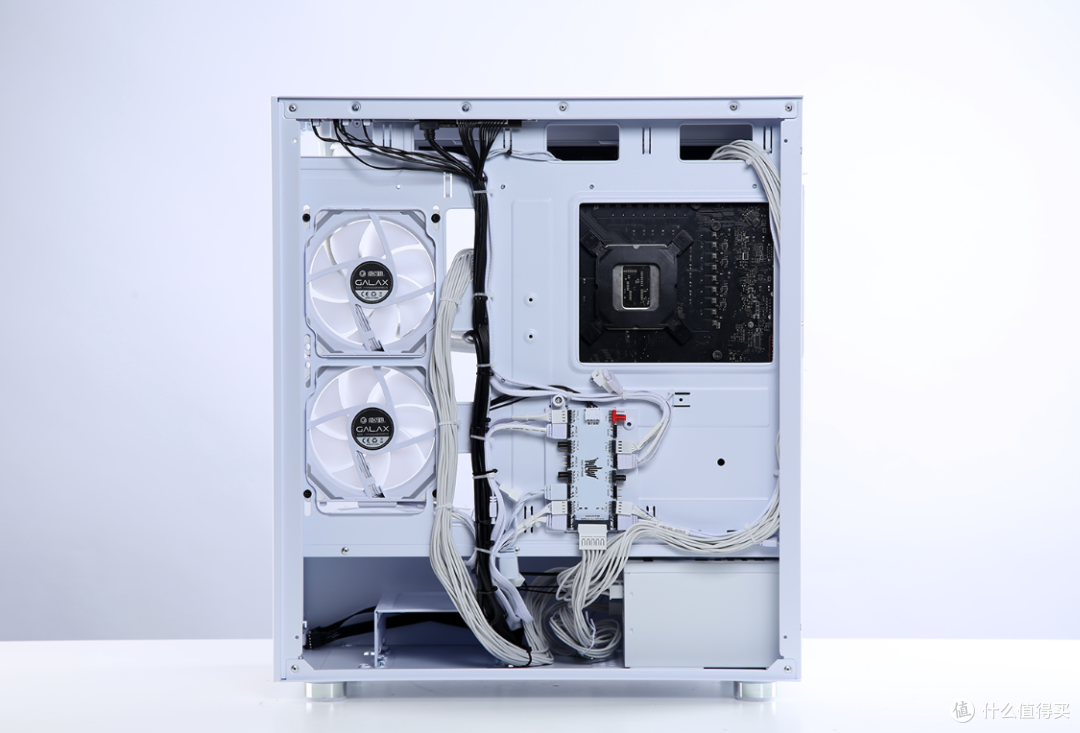 电脑diy 篇191:装机佬七夕必备撩妹技能:攒一台高性能萌系主题定制