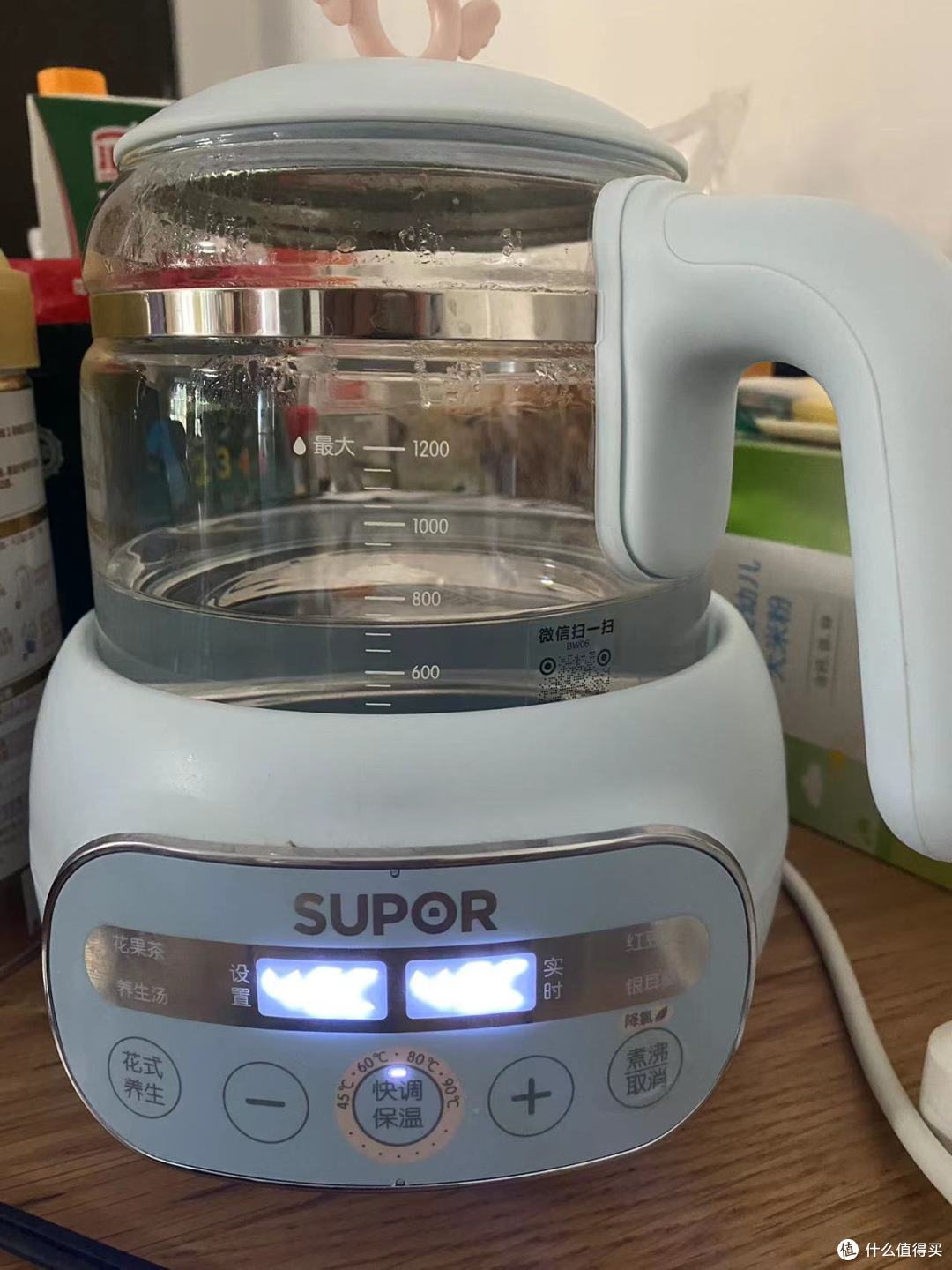 宝宝的健康非常重要,恒温水壶调奶器清洗维护攻略