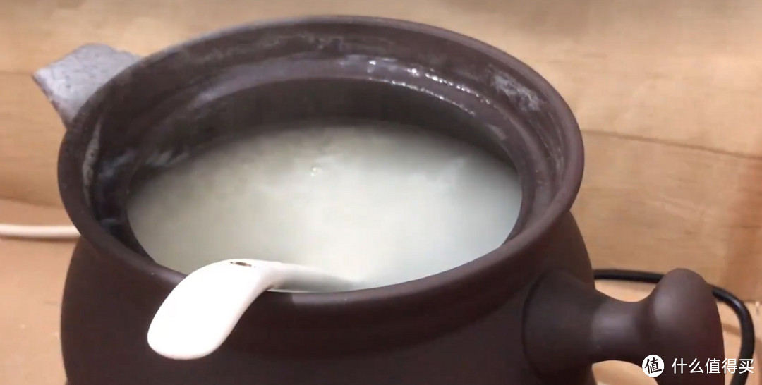 开新锅，煮完粥可以静置30分钟，让锅体充分吸收米汤