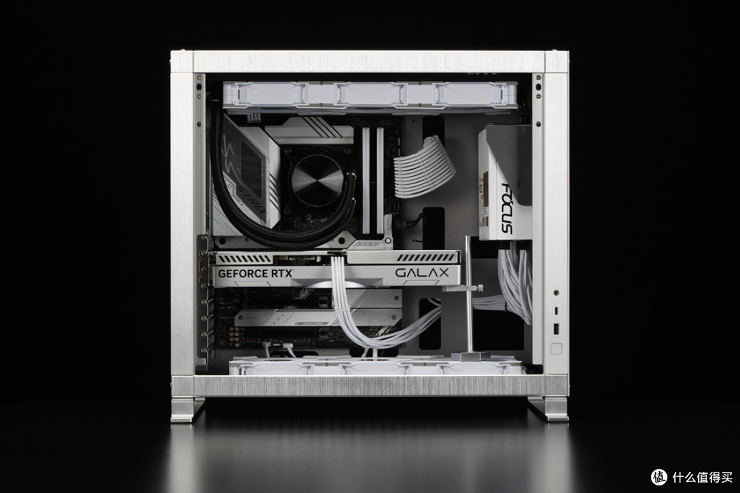 「内外兼修」Abee Pixel One机箱+ROG Z790吹雪主板+影驰 RTX4070显卡装机分享