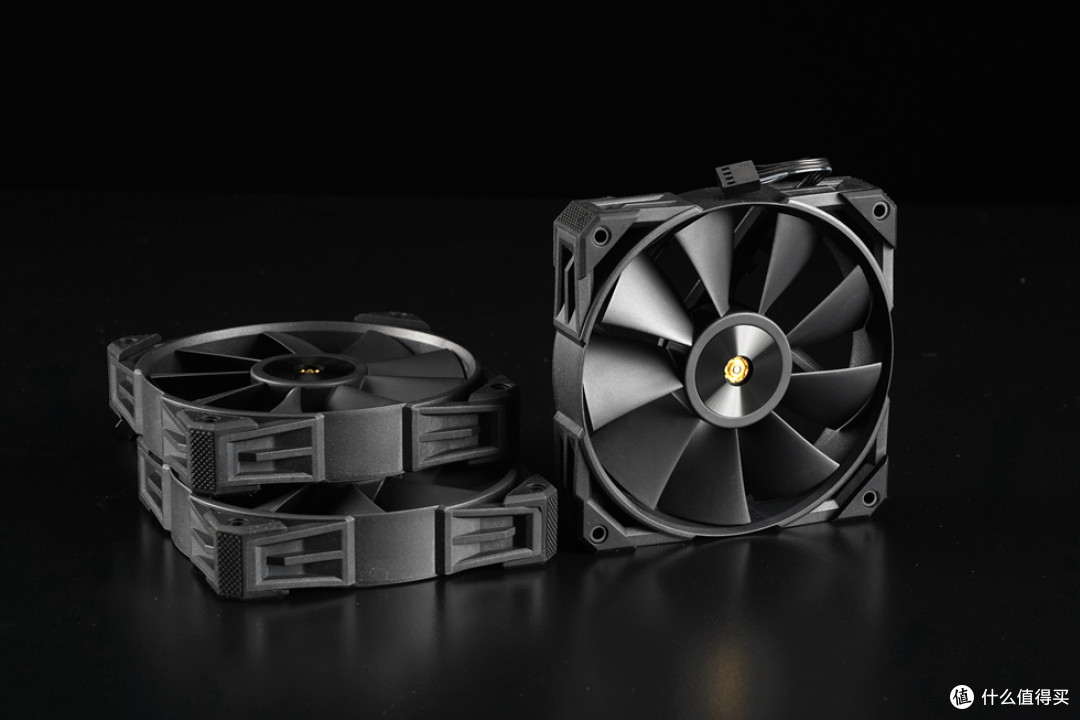 「内外兼修」Abee Pixel One机箱+ROG Z790吹雪主板+影驰 RTX4070显卡装机分享