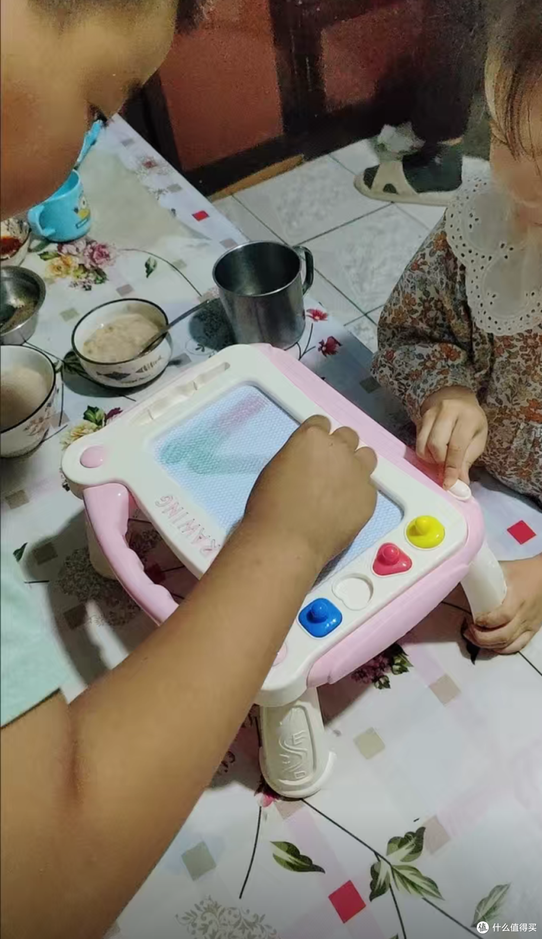 儿童益智玩具我觉得这个磁性写字板也是个不错的选择哦！