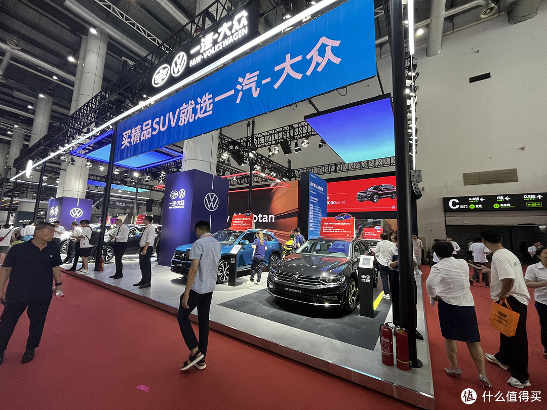 我不是在做梦!国产车确实支棱起来了!大连车展各品牌的人流量差异真的很大!