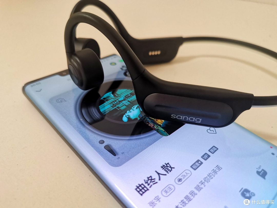 sanag塞那B91骨传导耳机:大内存、安全灯束和AI模型,一个都不少