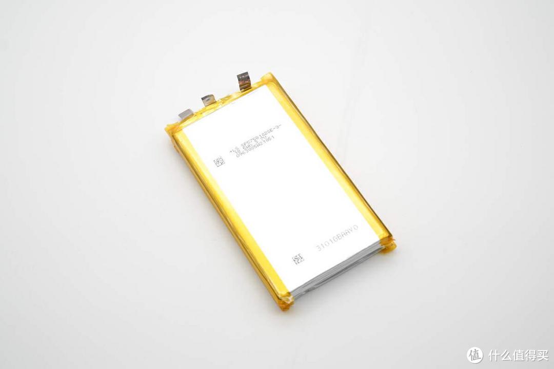 高轻便性软包设计，多样化组合，力神软包锂电池SP5758 评测