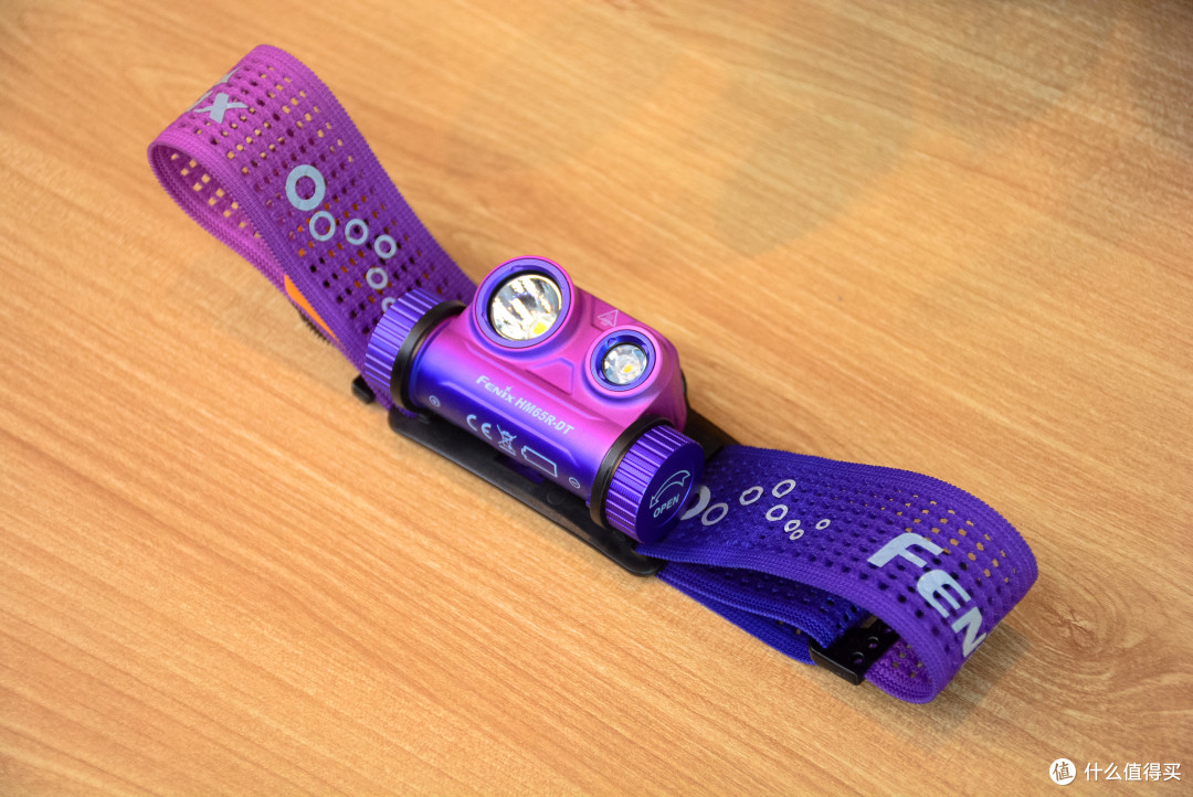 比汽车远光灯还亮？真正的旗舰级头灯体验：Fenix头灯