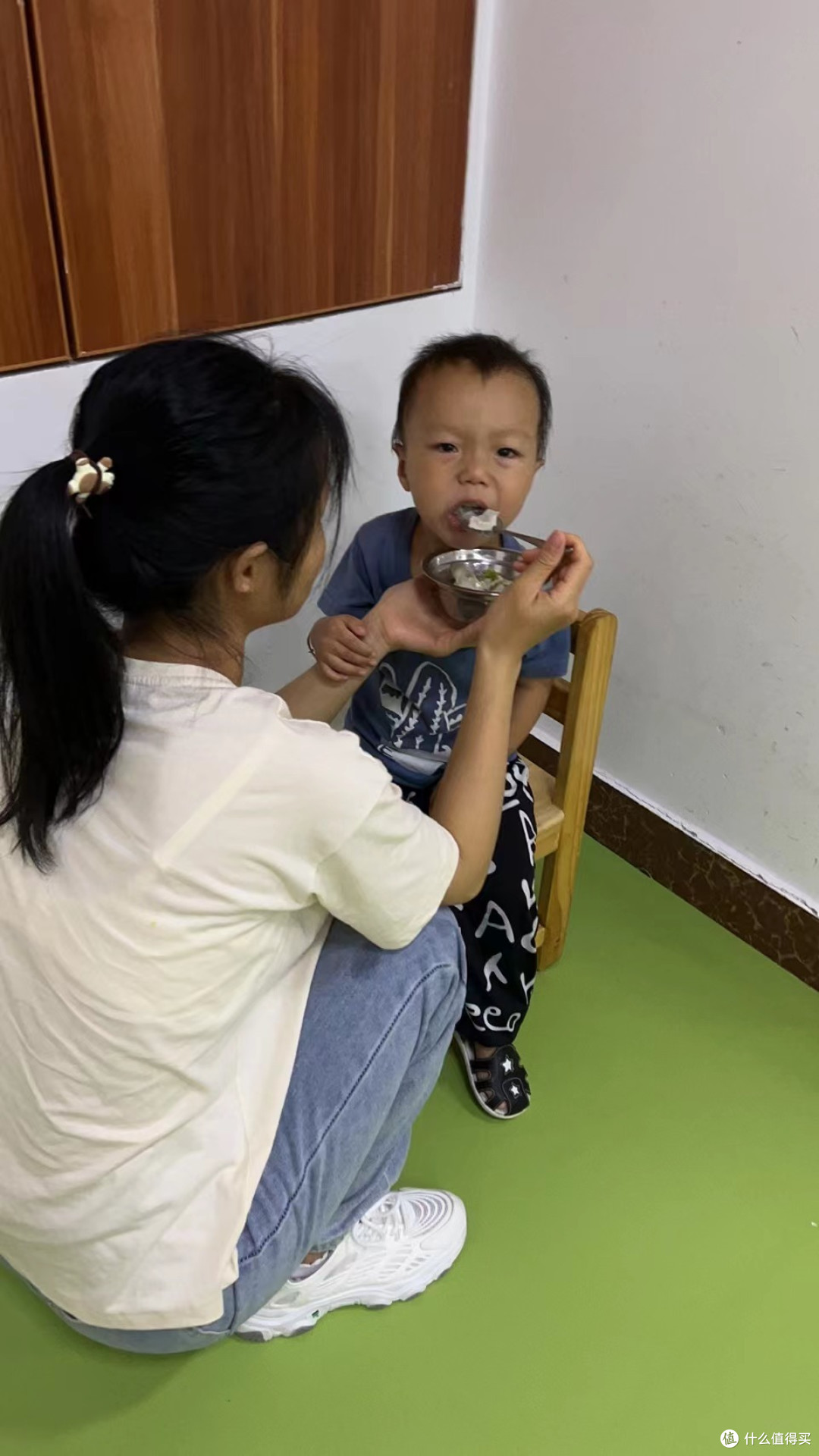 不想全职了,可以让两岁的孩子上托管班吗?