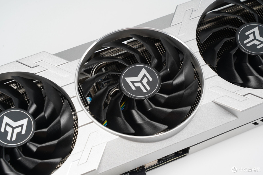 极致的DIY乐趣—几何未来M2方舟+华硕B760I+影驰 RTX4070显卡装机分享