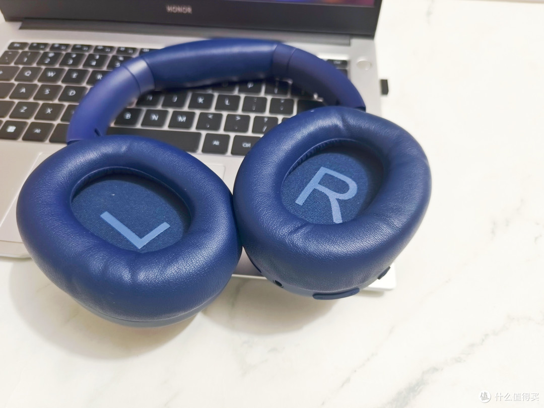 沉浸式音质体验有多爽?戴了QCY H3头戴式耳机就知道了