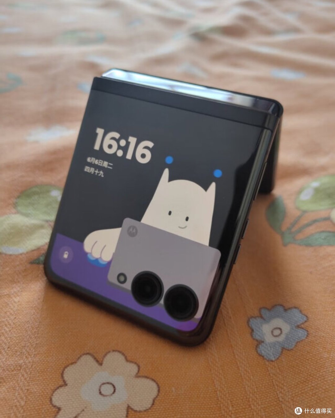 moto razr 40 ultra折叠屏手机