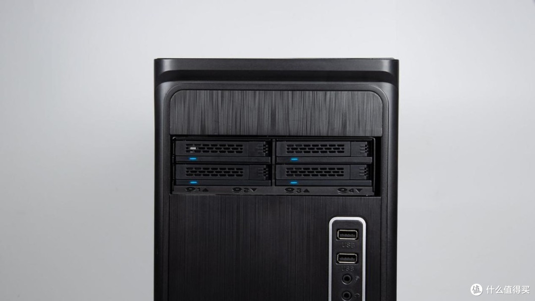 【开箱简测】ICY DOCK MB324SP-B四盘位 SATA/SAS硬盘硬盘抽取盒