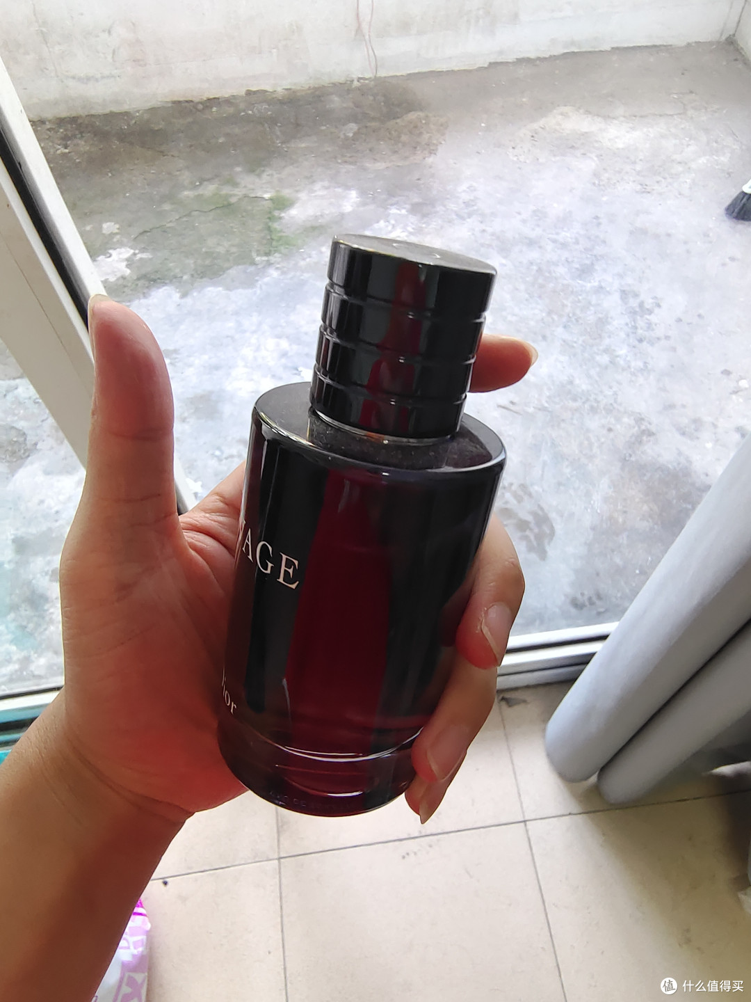 ​秀秀我的开学新装备——迪奥旷野香水