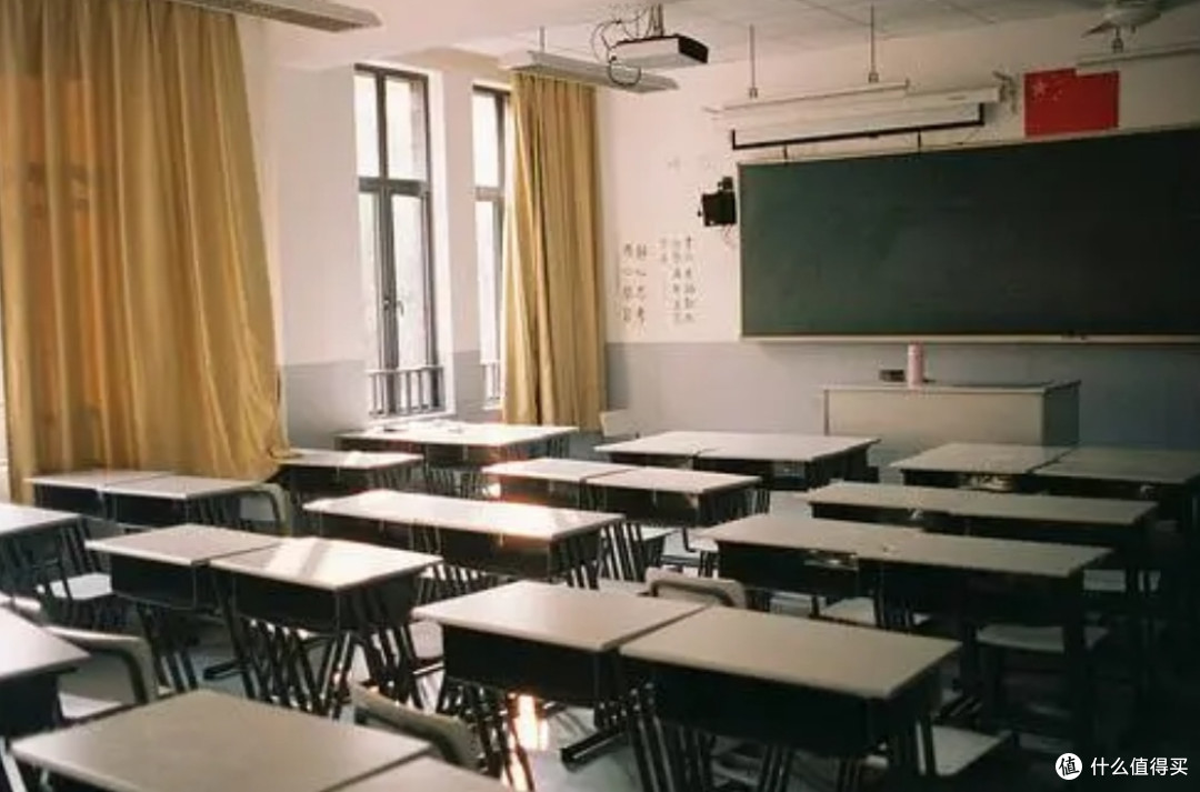 回忆我的学生时代美好生活