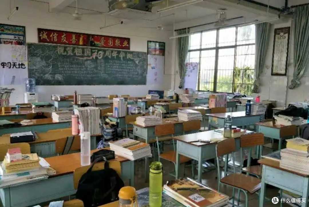 回忆我的学生时代美好生活