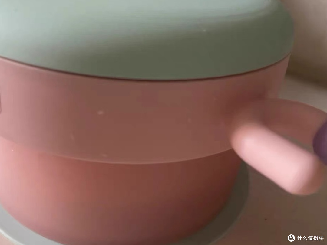 想要吃到热乎乎的饭菜吗?恒温碗帮你实现!让你的每一口都是温暖的味道!