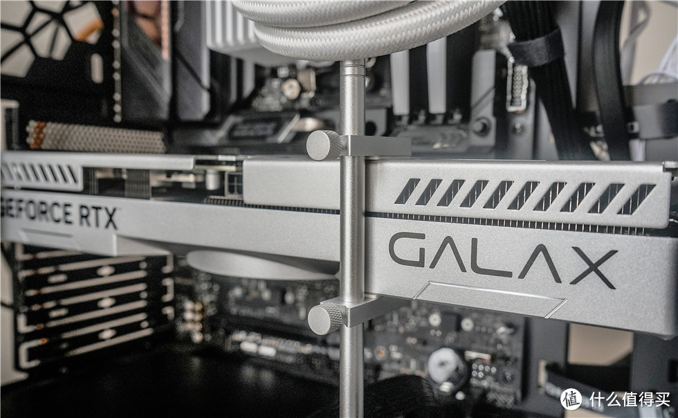 影驰（Galaxy）GeForce RTX4070金属大师OC 12G显卡测试