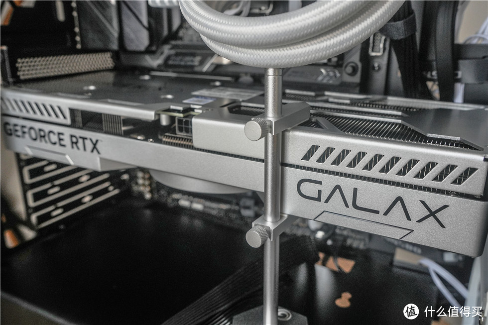 影驰（Galaxy）GeForce RTX4070金属大师OC 12G显卡测试