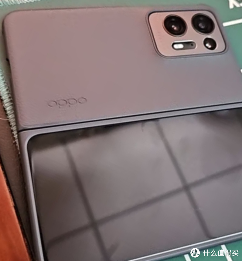 我喜爱的折叠手机之OPPO Find N2素黑超轻折叠设计