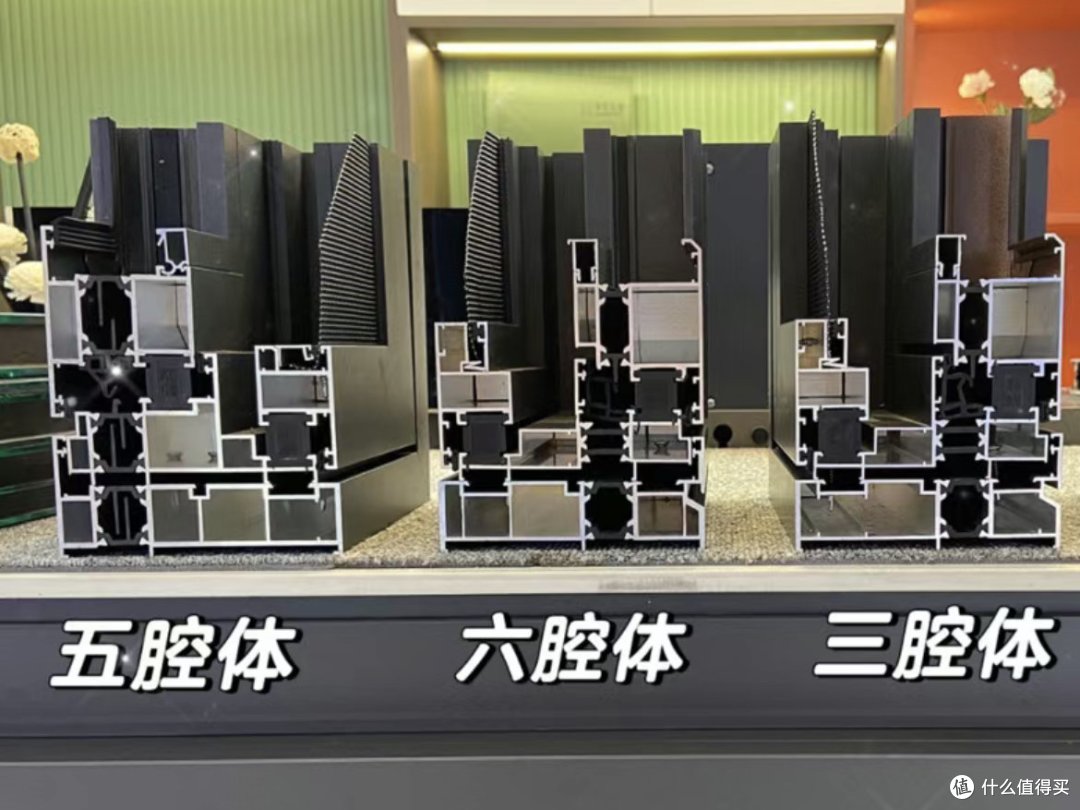 听完内行人的“选门窗”建议:我发现,大多数家庭都被割了韭菜!