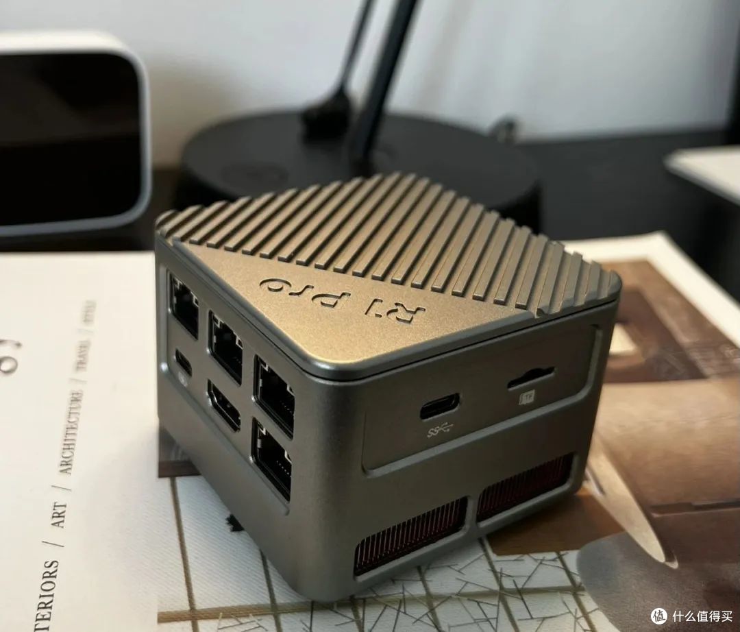 基于硬酷 R1 Pro，玩转 PVE