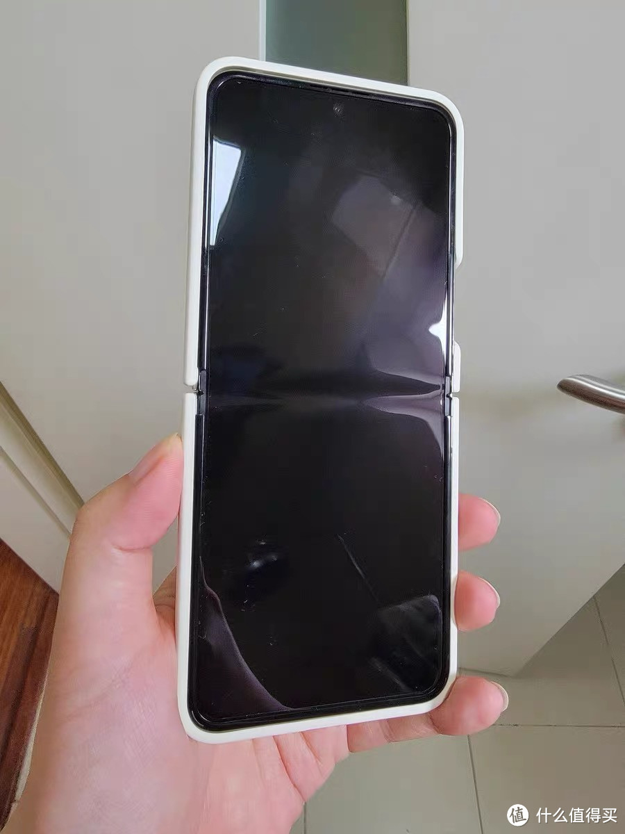 三星Galaxy Z Fold 2，开启折叠手机新纪元！