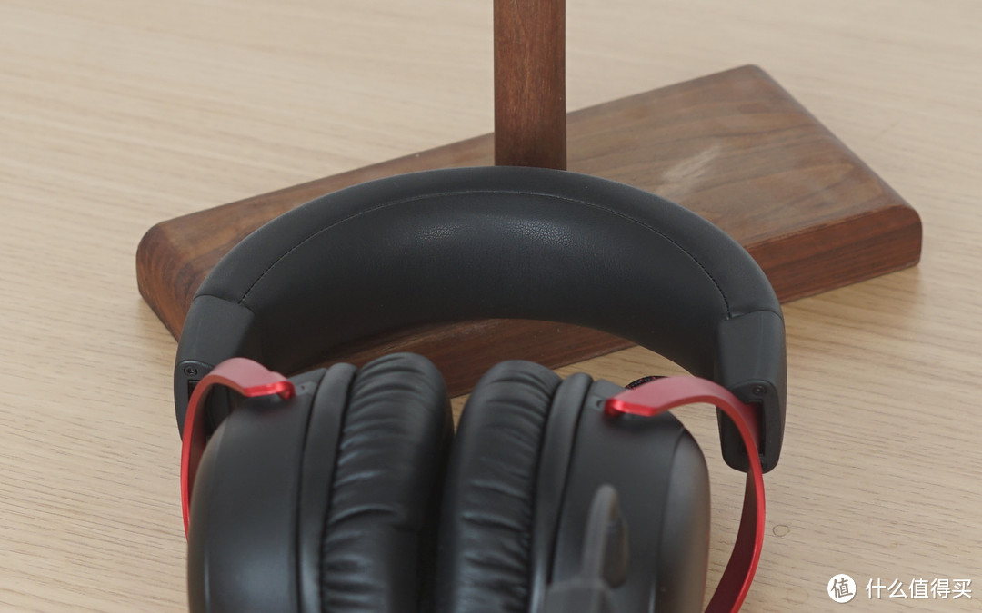 HyperX 飓风3 耳机评测:沉浸式游戏体验与出色佩戴感的完美结合!