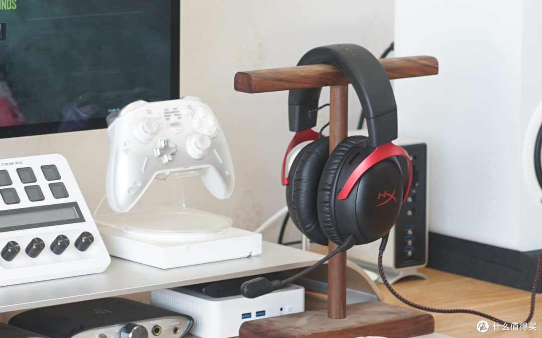 HyperX 飓风3 耳机评测:沉浸式游戏体验与出色佩戴感的完美结合!