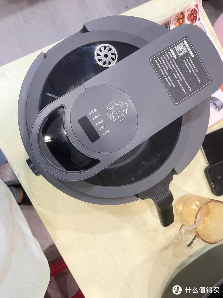 九阳炒菜机如何清洁和保养呢