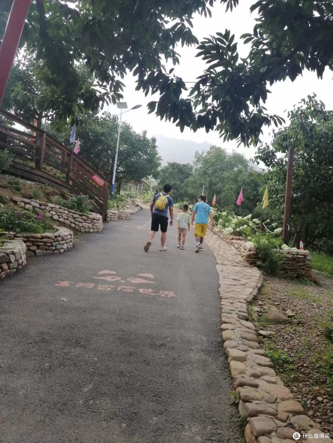宝爸带孩子怎么最简单,去游乐场啊