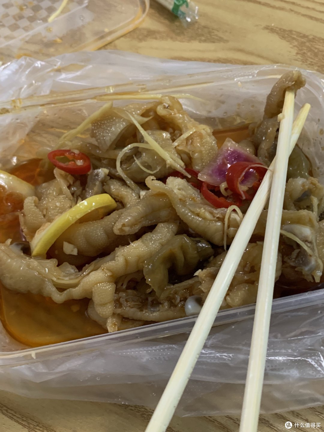 酸辣够味!闻名遐迩的柠檬无骨凤爪,一入口即使你再挑剔也会心醉神迷!