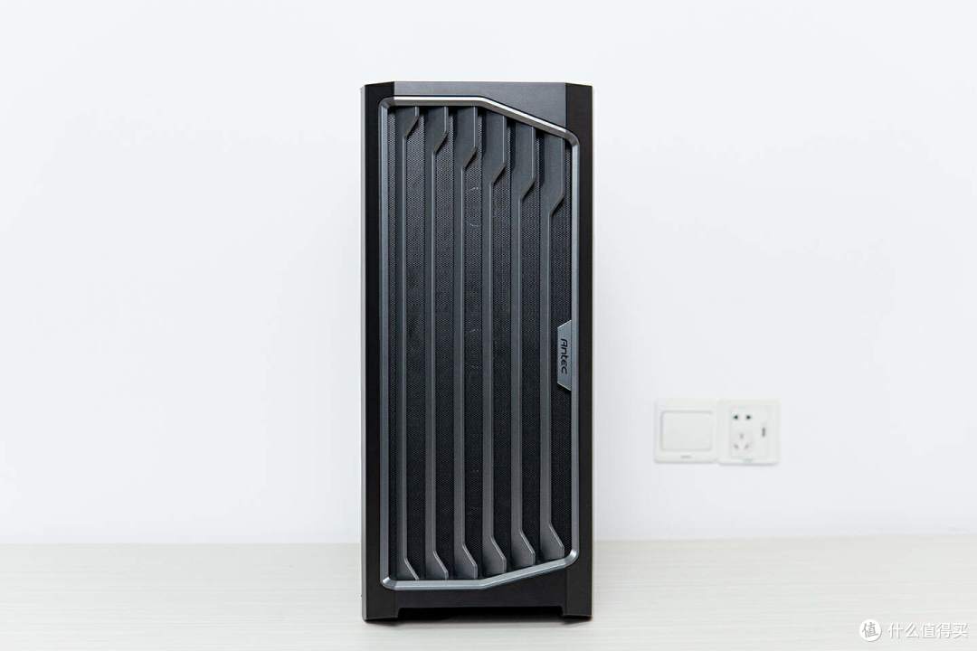 散热强,带监控屏,安钛克P1+NE850W+鑫谷昆仑二代水冷装机