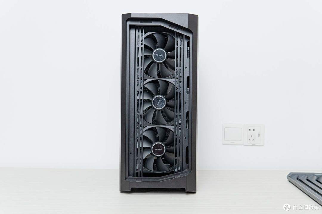散热强,带监控屏,安钛克P1+NE850W+鑫谷昆仑二代水冷装机