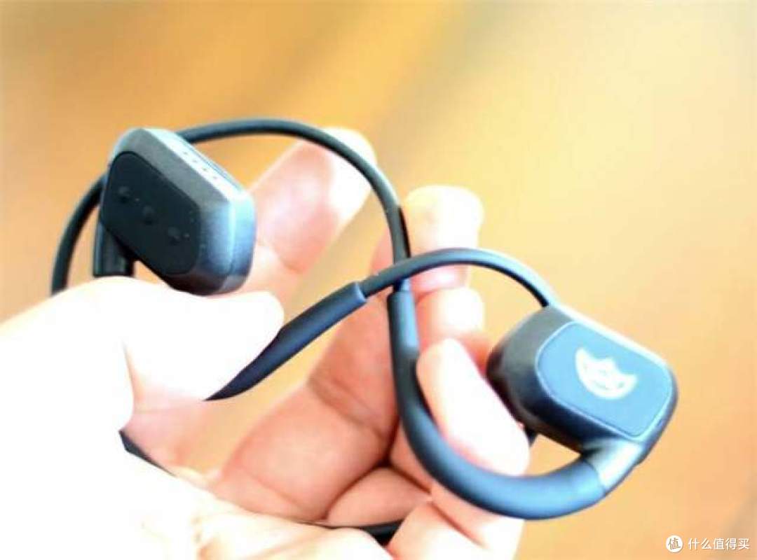 随风而动，追光鸟传风PB330专业跑步耳机全程音乐陪伴