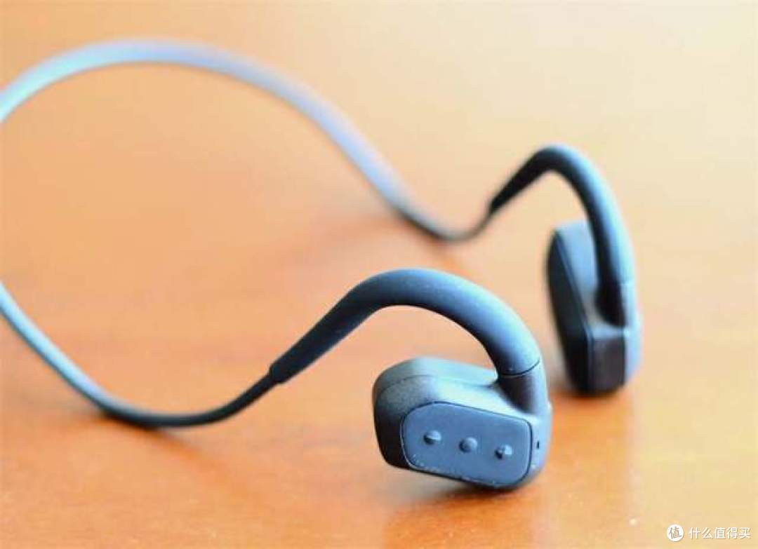 随风而动，追光鸟传风PB330专业跑步耳机全程音乐陪伴