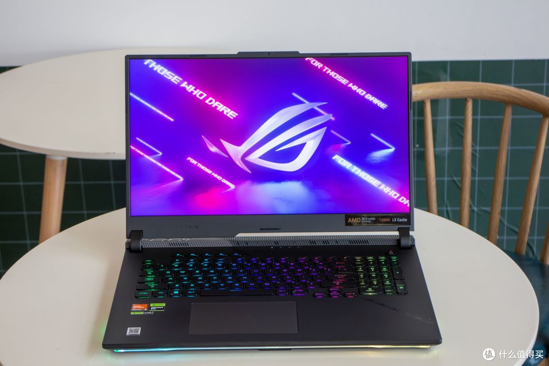 AMD又又放大招？！——ROG 魔霸7Plus超能版（R9 7945HX3D）