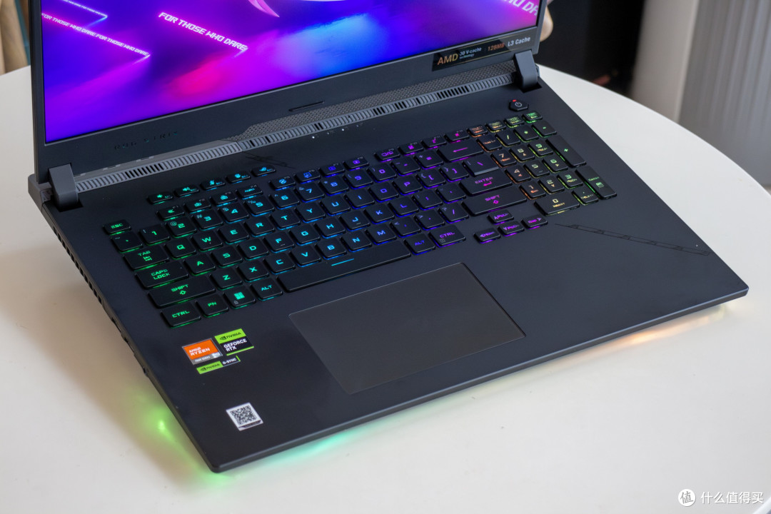 AMD又又放大招？！——ROG 魔霸7Plus超能版（R9 7945HX3D）