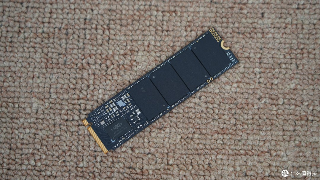 高端4TB SSD仅需1000元?宏碁掠夺者 GM7 4TB体验分享