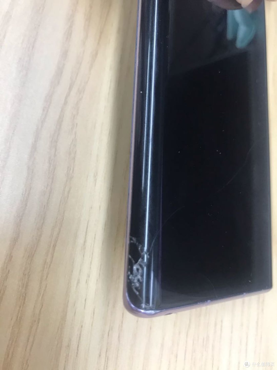 华为Mate30pro碎屏,修屏还是换新机?