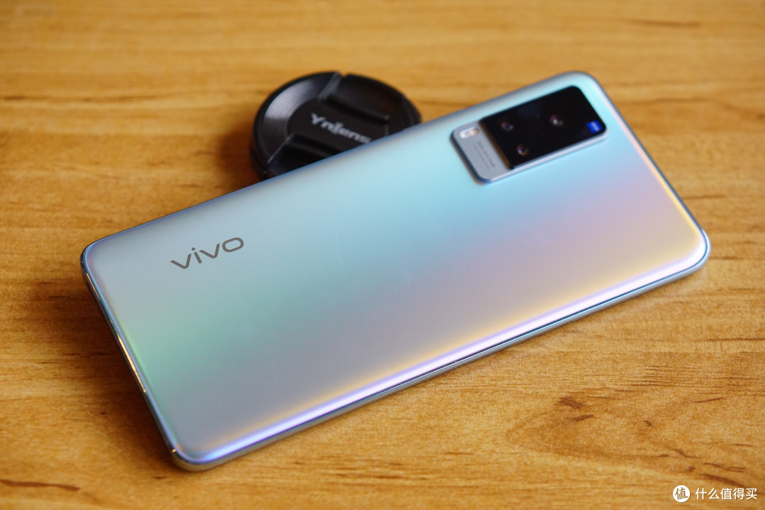 蔡司联名首秀,中杯也有高端梦?——VIVO X60