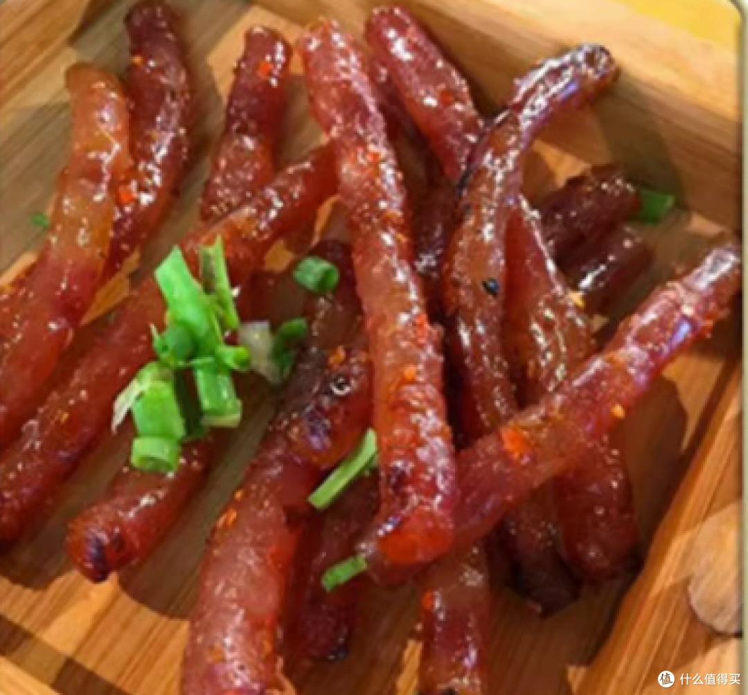 奶爸们不妨带孩子试试这道云南小众美食——来自红河开远的冰糖小甜肠~