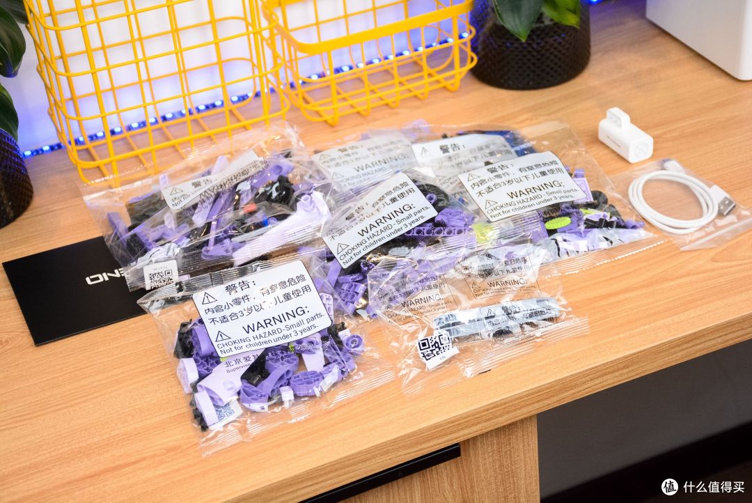 积木拼装+酷炫战机+体感控制:国产积木玩出新花样,ONEBOT积木体感战机