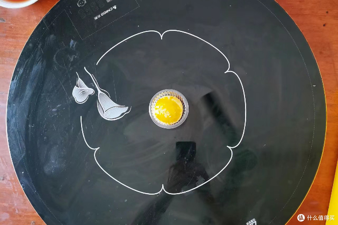 中秋节临近了 吃月饼还是买包装