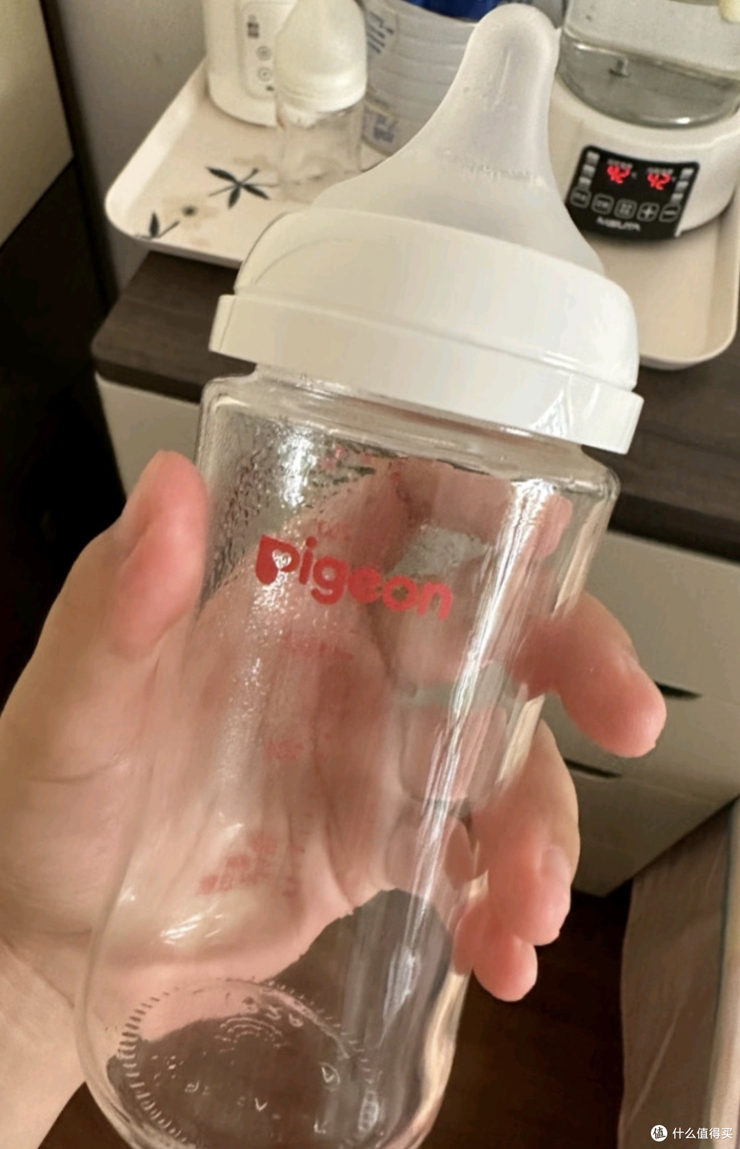 接近母乳喂养的贝亲玻璃奶瓶