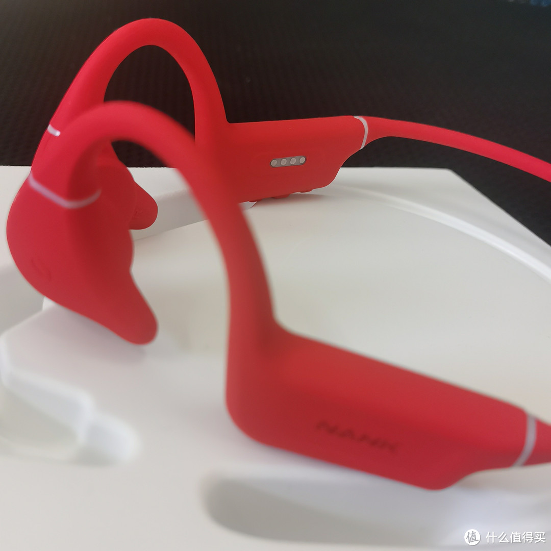 体验世界游泳冠军傅园慧戴着训练的同款耳机，南卡pro4S旗舰骨传导耳机！