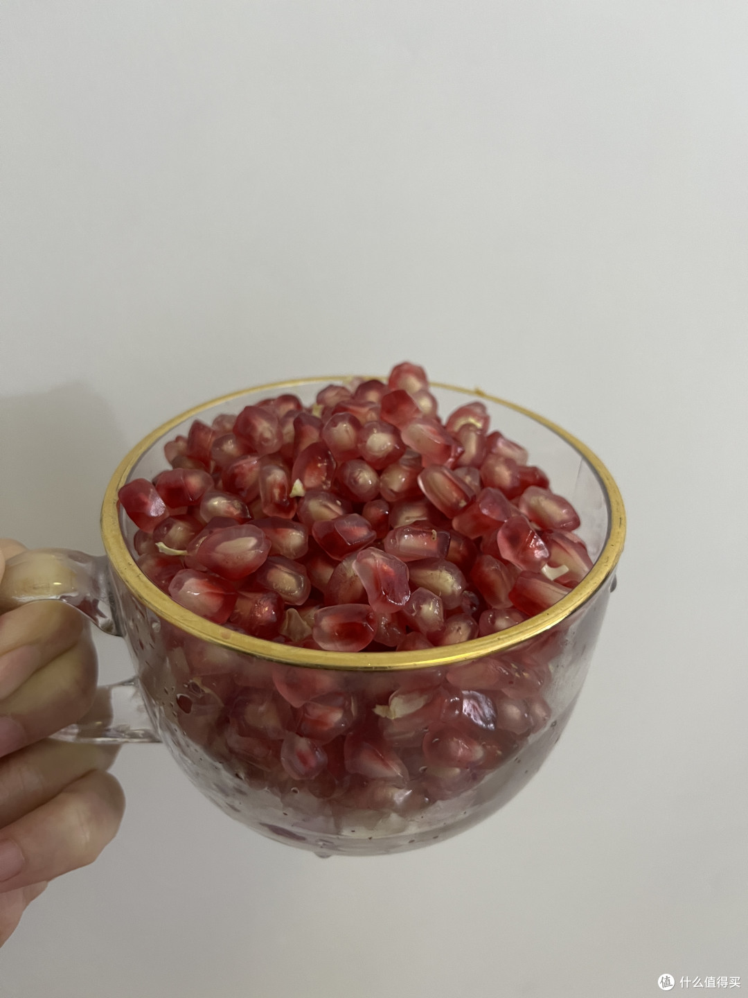 有人帮忙剥石榴是最幸福的