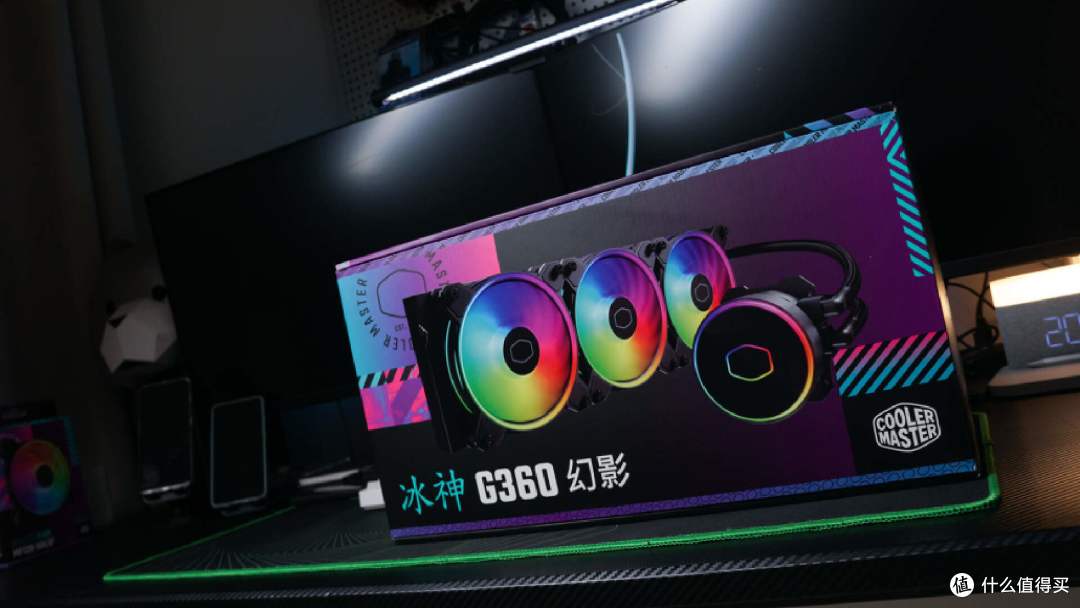 主机究极形态:酷冷至尊冰神G360幻影水冷装机展示
