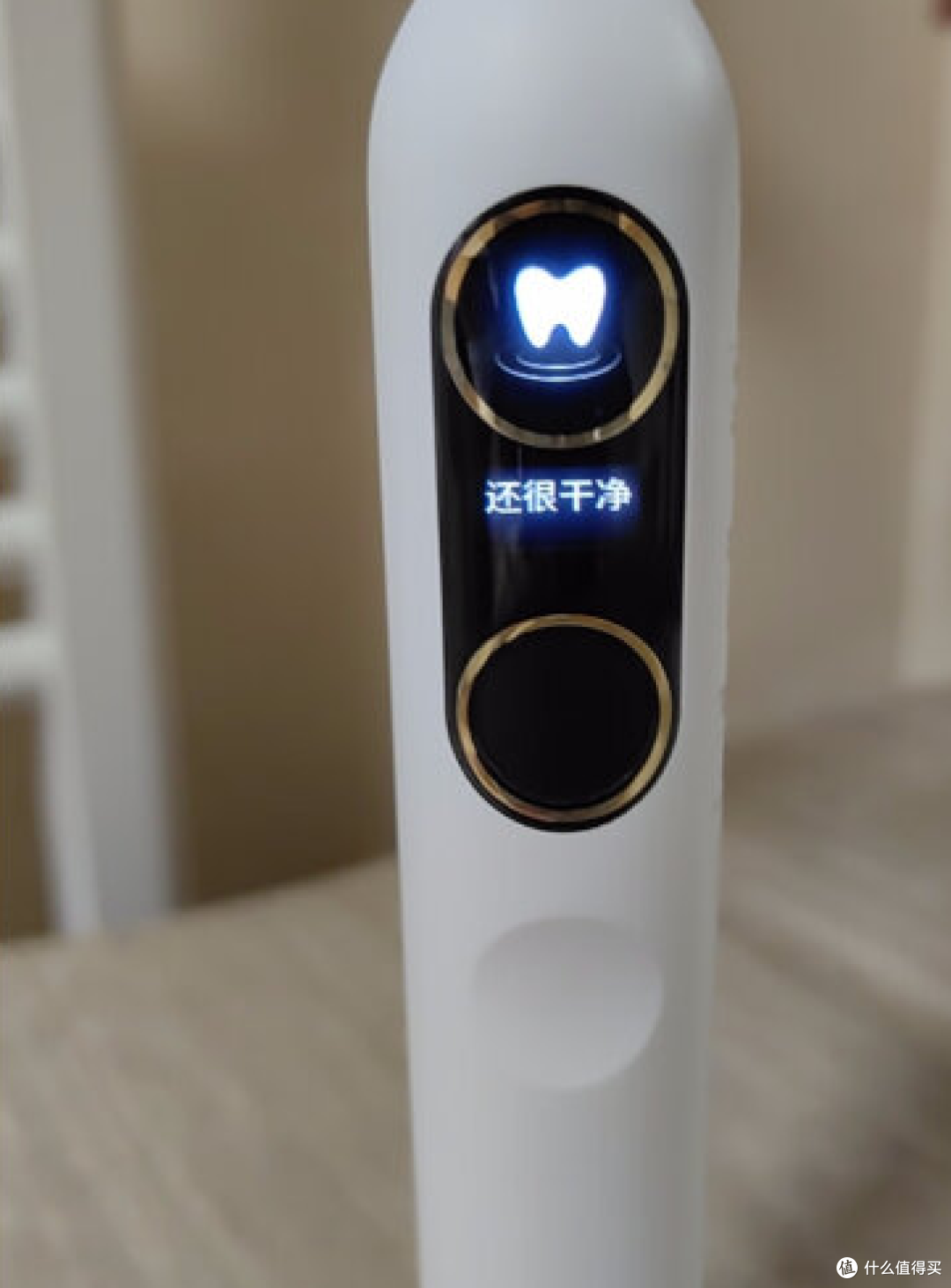 你的笑容,我来守护!usmile笑容加Y10小圆屏电动牙刷,让你笑得更自信!
