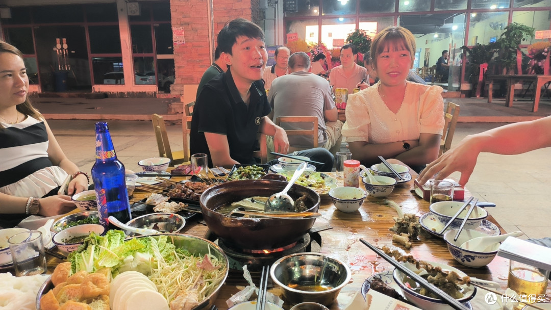 宵夜不能吃太多,容易肥
