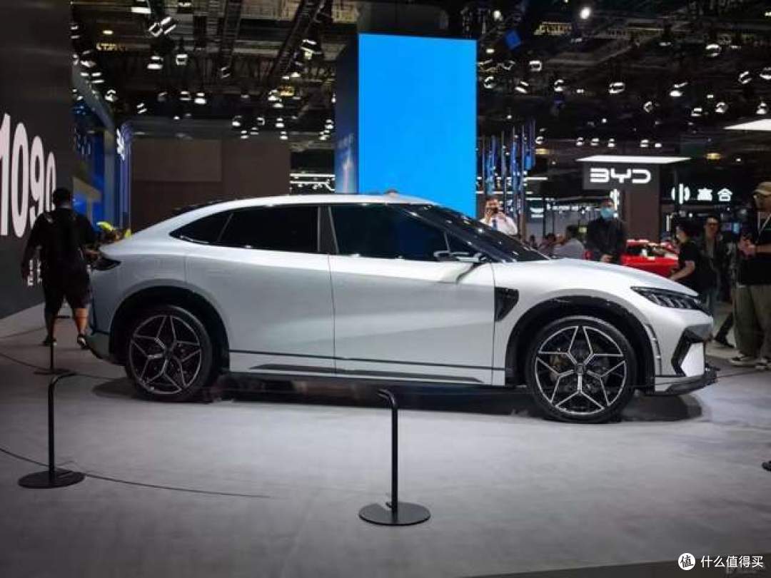 对标Model Y，无框车门+电动尾翼，比亚迪宋L成都车展惊艳亮相